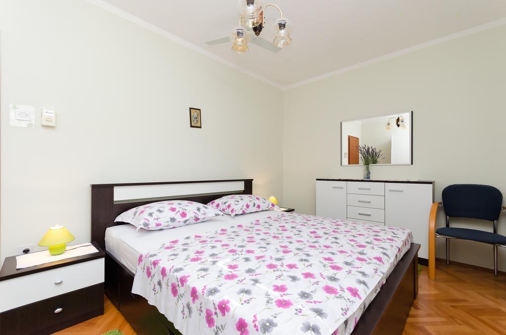 Apartment Neda Punat Exterior foto